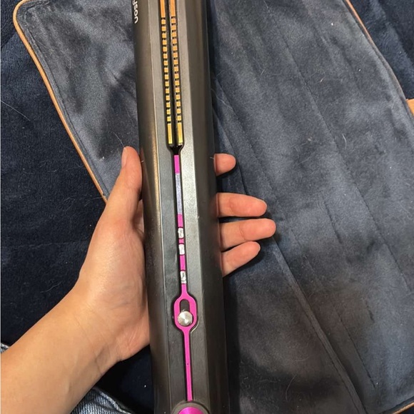 Other - Dyson cordless hair straightener